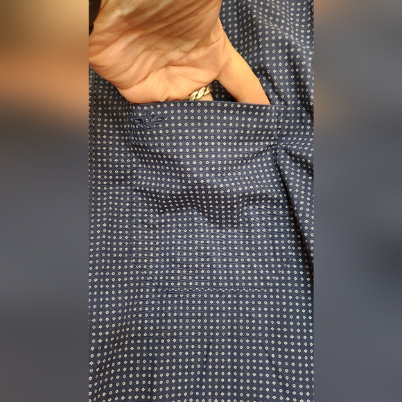 DOCKERS - Shirt L Blue White Geometric Button-up, 1 Pocket, Embroidered Logo - Picture 9 of 13